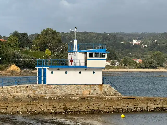 Edificio en venta en Ares
