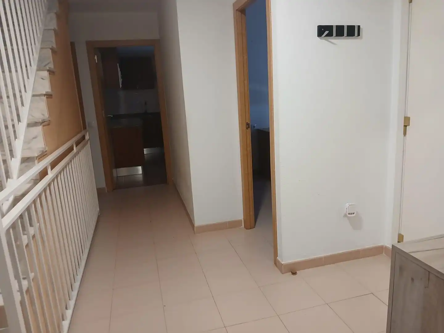 Casa adosada en venta en Cáceres con Calefacción, Terraza y Balcón