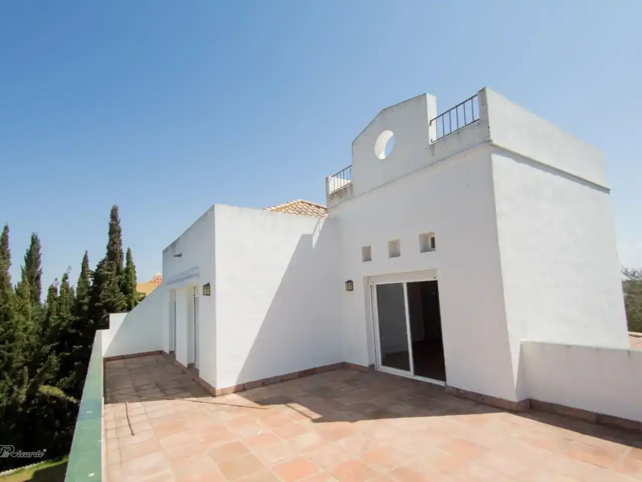 Vista exterior de Casa o chalet de alquiler en Sanlúcar de Barrameda con Jardín privado, Piscina y Amueblado