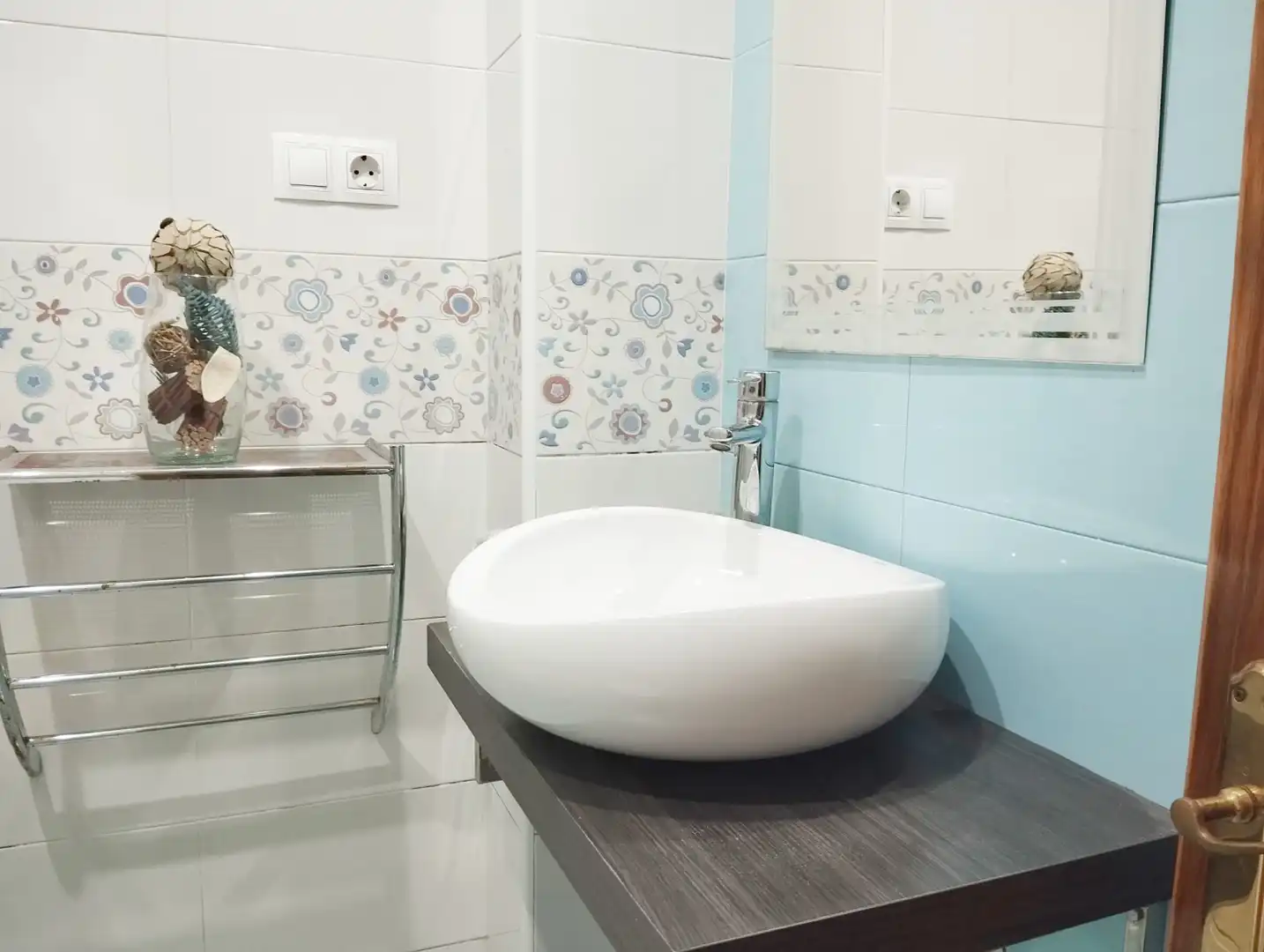 Baño de Piso en venta en Cudillero con Calefacción