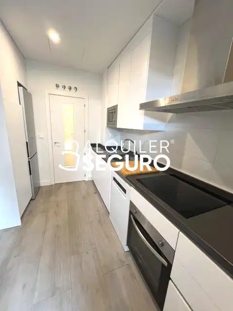 Cuina de Pis de lloguer en Valdemoro amb Aire condicionat, Calefacció i Terrassa