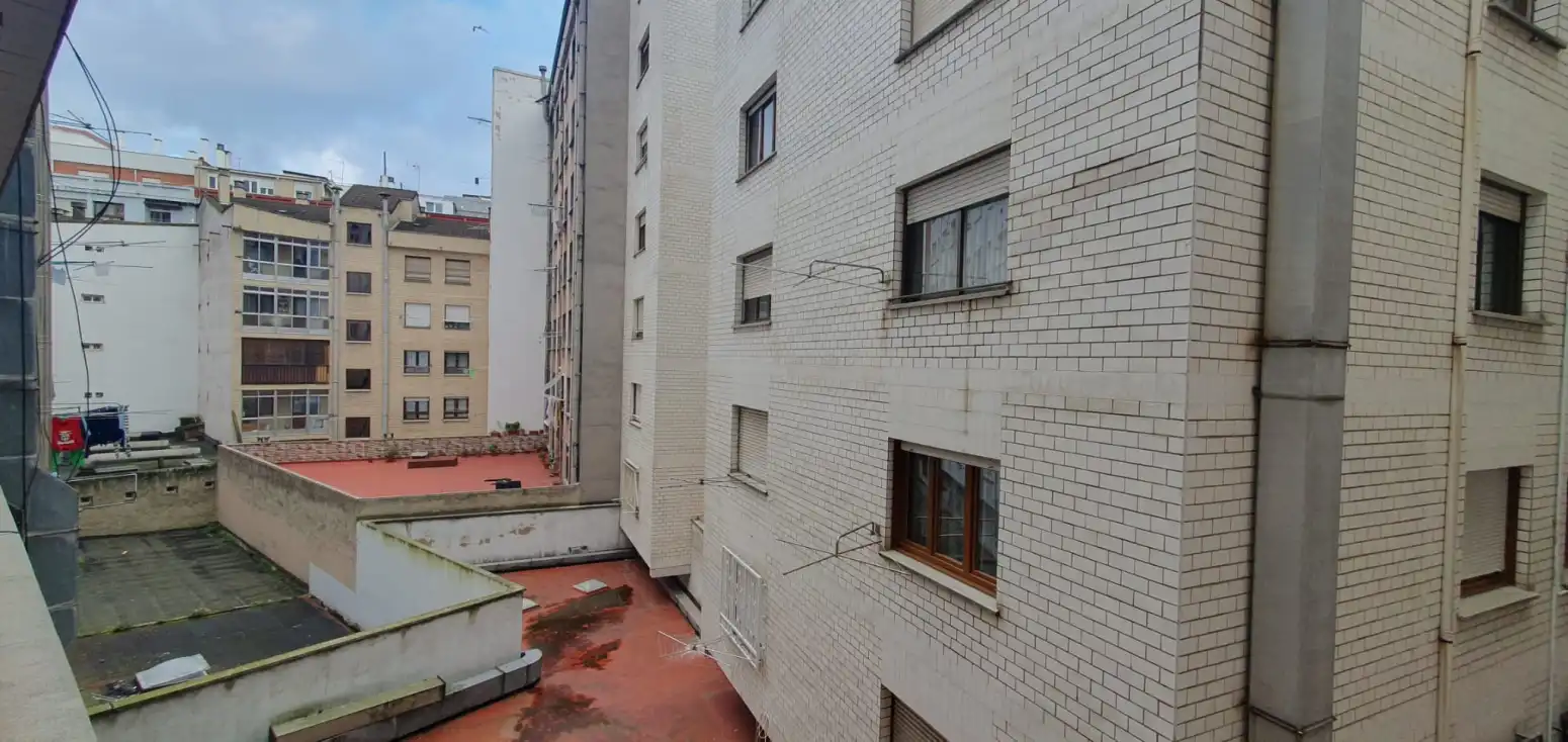 Terraza de Oficina de alquiler en Gijón  con Calefacción