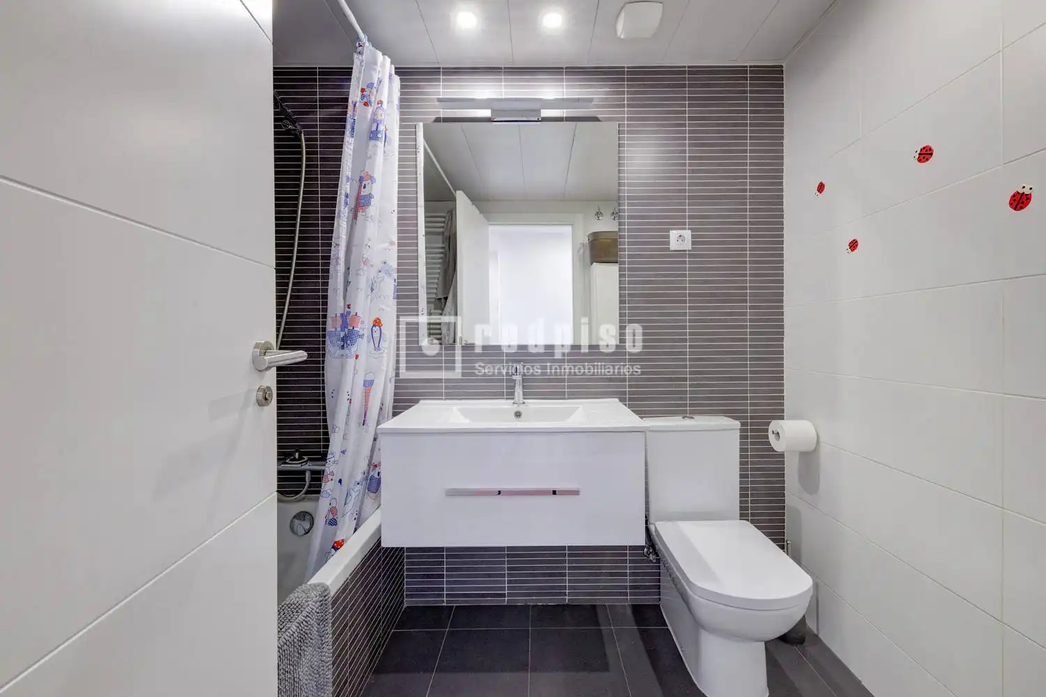 Bathroom of Flat for sale in Boadilla del Monte  with Air Conditioner, Heating and Private garden