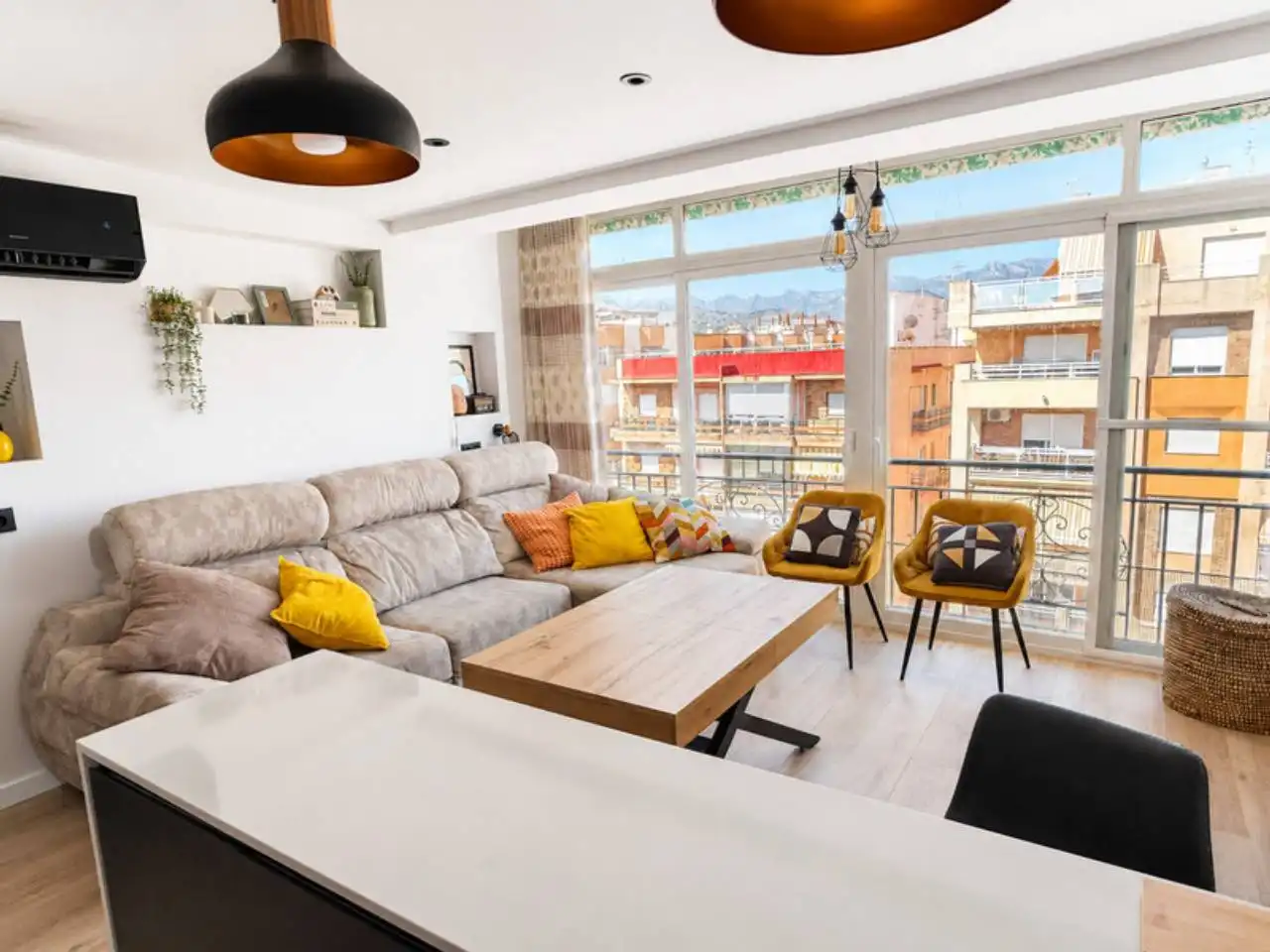 Living room of Apartments for sale in Almuñécar  with Air Conditioner