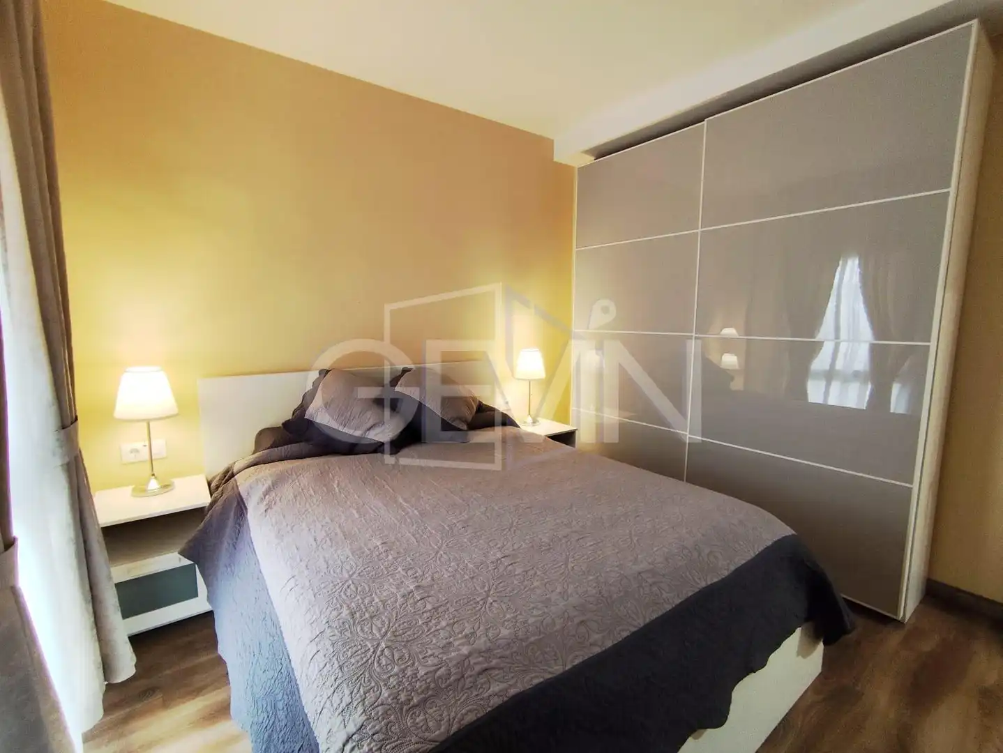 Habitación de Piso en venta en Santa Perpètua de Mogoda con Aire acondicionado, Calefacción y Parquet