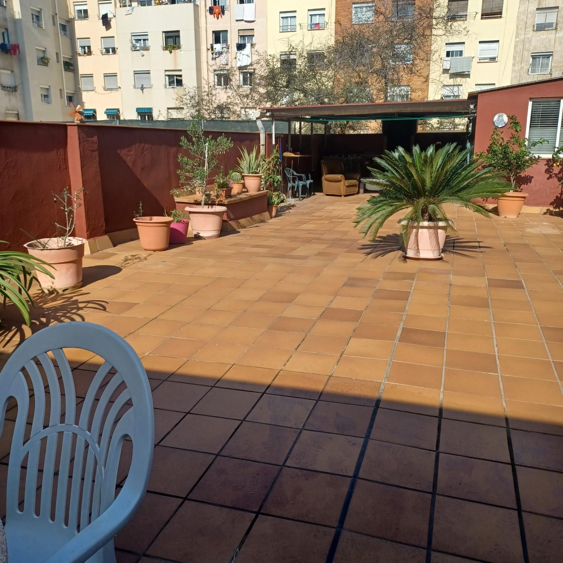 Terrace of House or chalet for sale in Terrassa  with Air Conditioner, Heating and Private garden