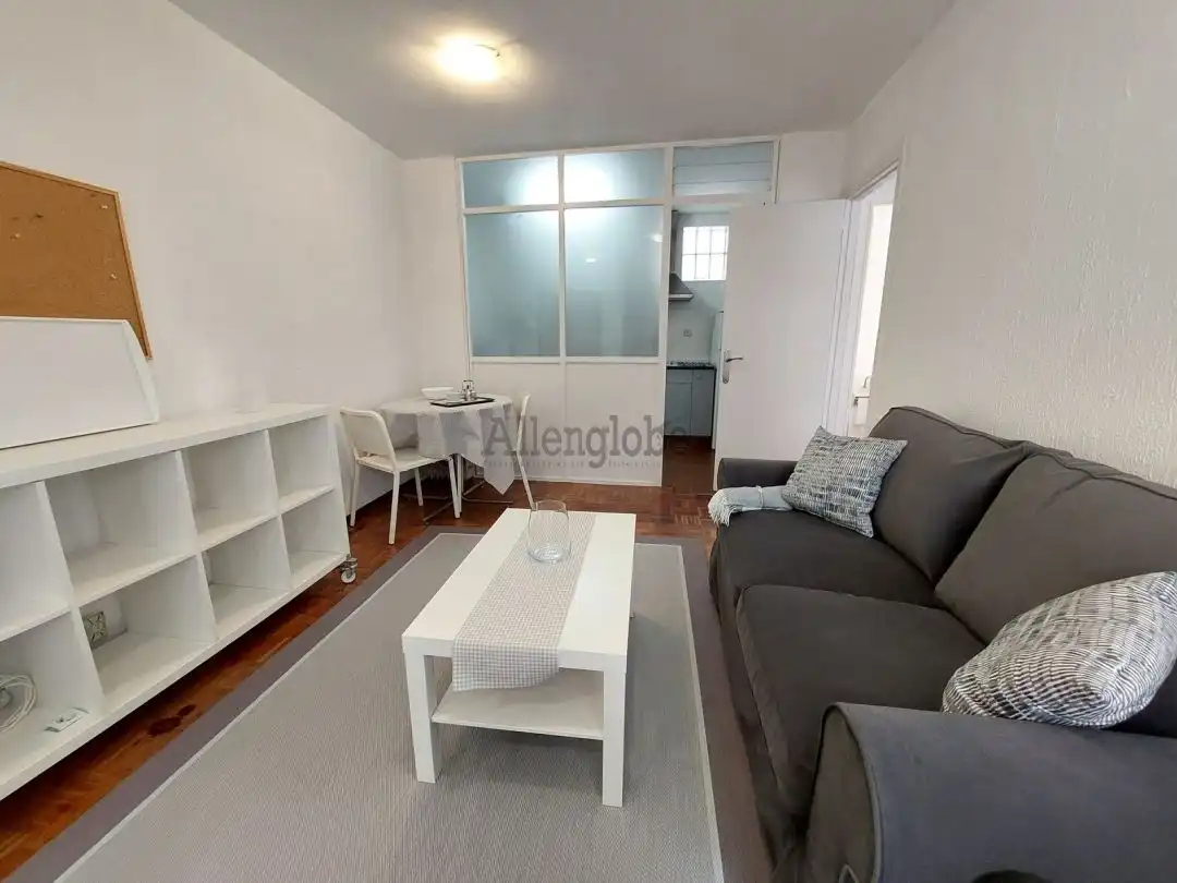 Apartament de lloguer a Calle Martínez Marina, Fontán