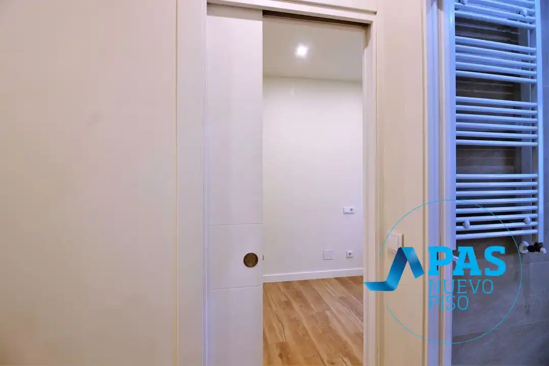 Piso en venta en Santander con Calefacción, Terraza y Balcón