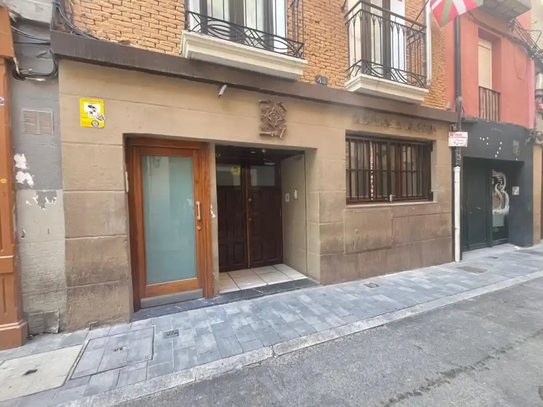 Vista exterior de Piso en venta en  Pamplona / Iruña con Calefacción y Balcón