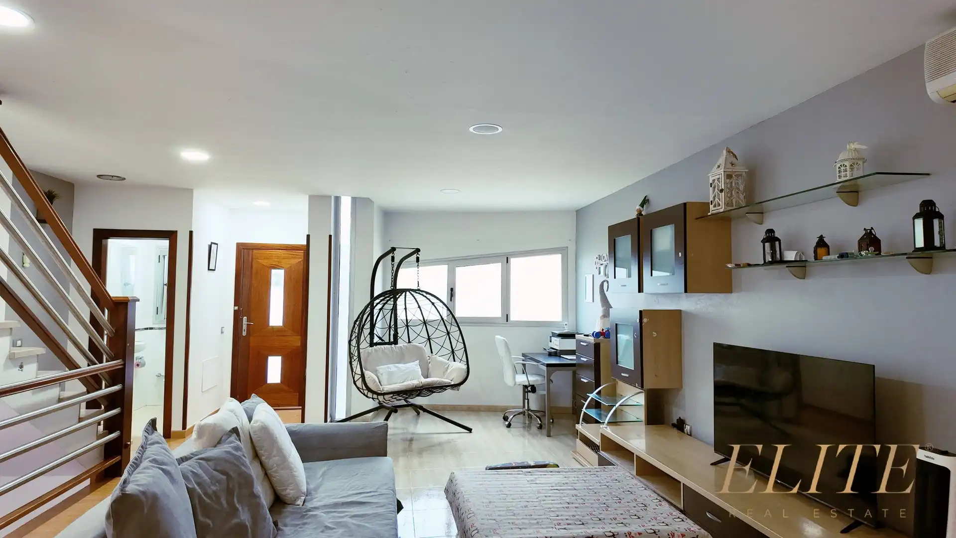 Sala de estar de Casa adosada en venta en Santa Lucía de Tirajana con Aire acondicionado y Terraza
