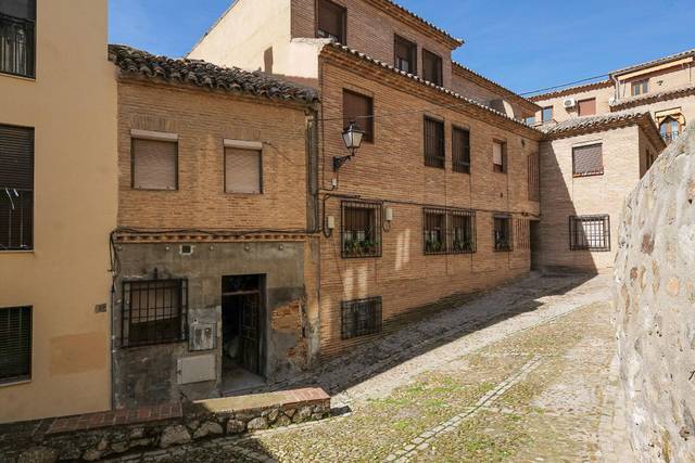 Edificio en Venta en Calle CAÑOS ORO en Casco Histórico