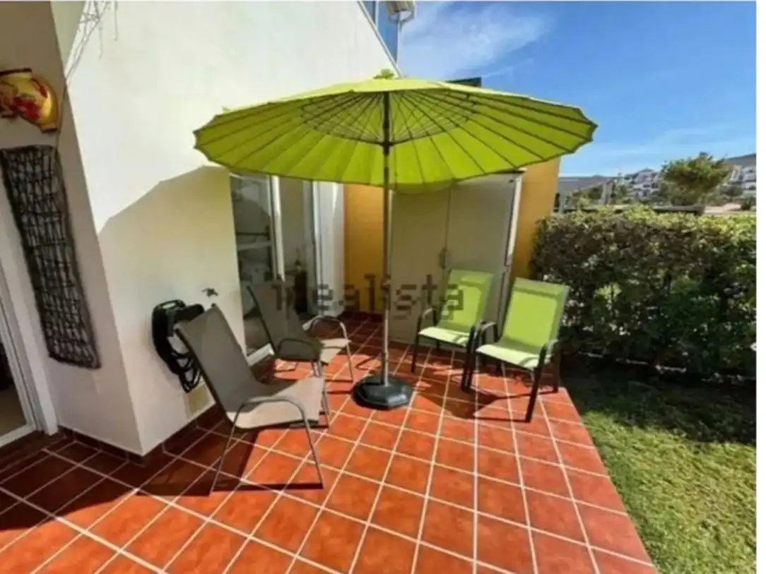 Villa avec piscine à vendre à Avenida cañada Julián 10
