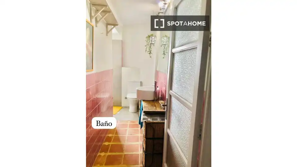 Appartamento con terrazza in affitto a L'Eixample, imagen 11