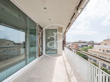 Àtic amb ascensor en venda a C/ dels Valero