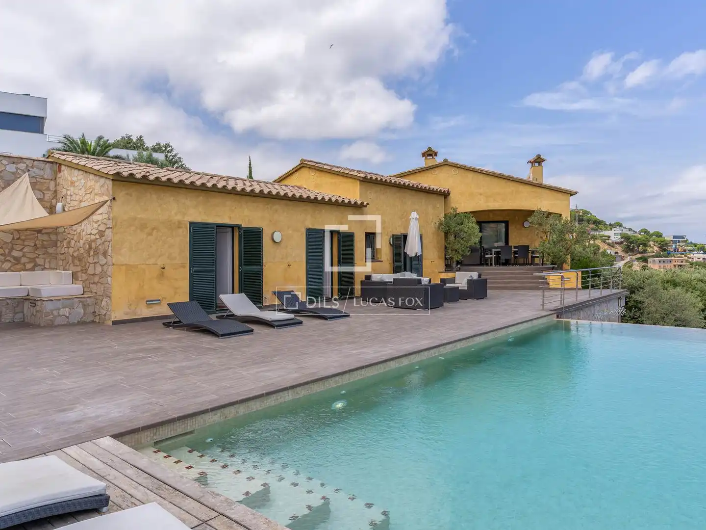Vista exterior de Casa o xalet en venda en Begur amb Aire condicionat, Calefacció i Jardí privat