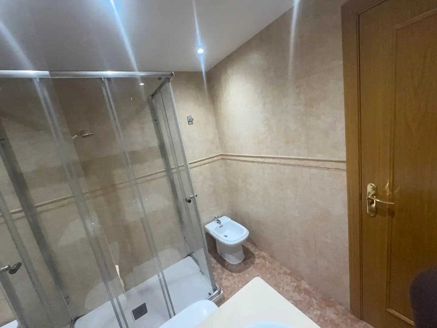 Baño de Piso en venta en Madrid con Aire acondicionado, Calefacción y Parquet