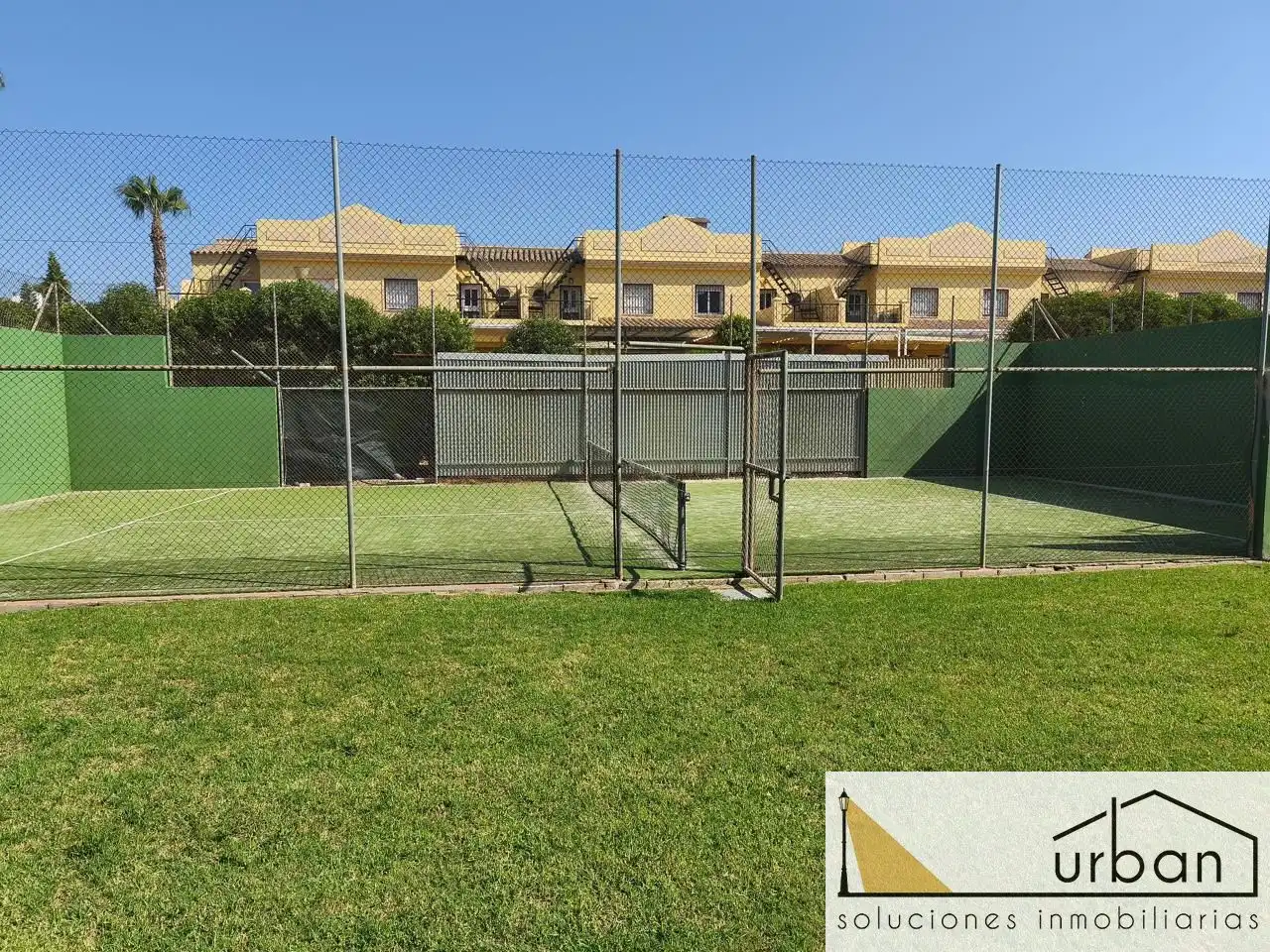 Ground floor for sale in Juan Carlos I, Costa Ballena - Largo Norte