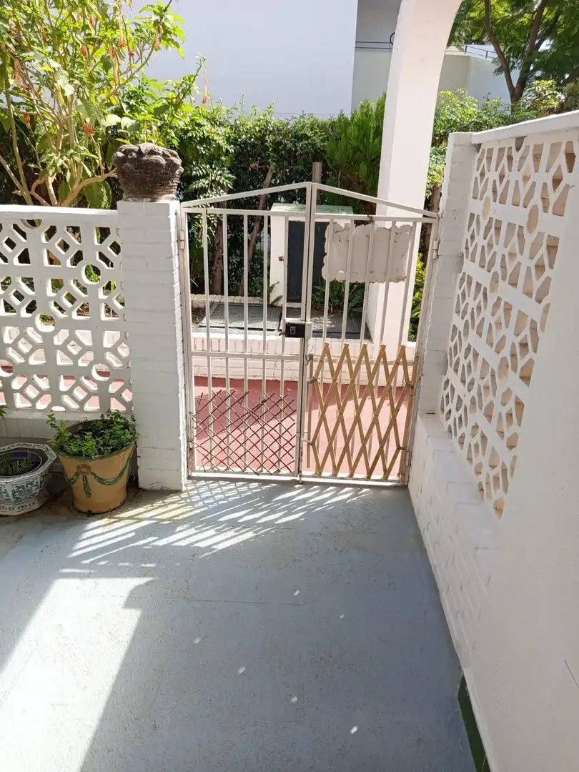 Casa a schiera con terrazza in vendita a Milla de Oro, imagen 3