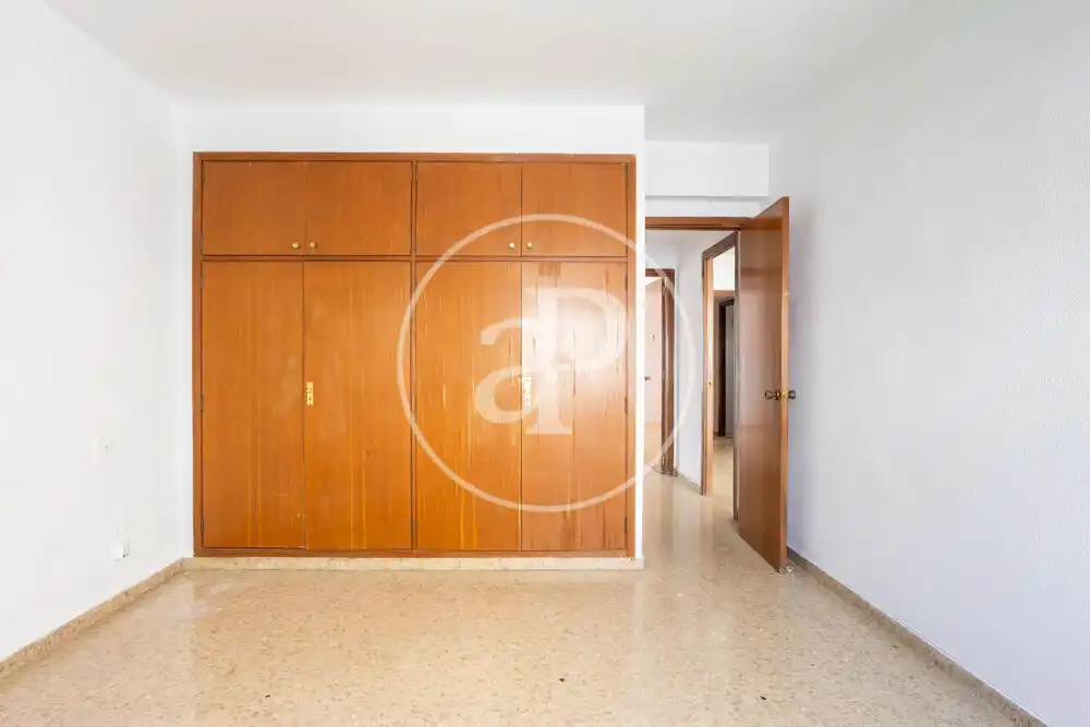Dormitori de Pis en venda en Valencia amb Aire condicionat, Calefacció i Terrassa