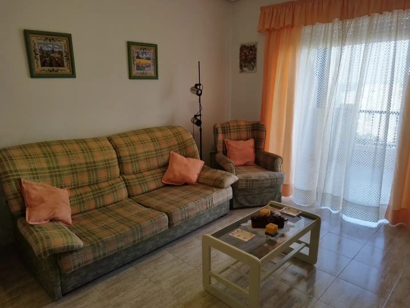 Sala de estar de Piso de alquiler en Elche / Elx con Terraza, Amueblado y Piscina comunitaria