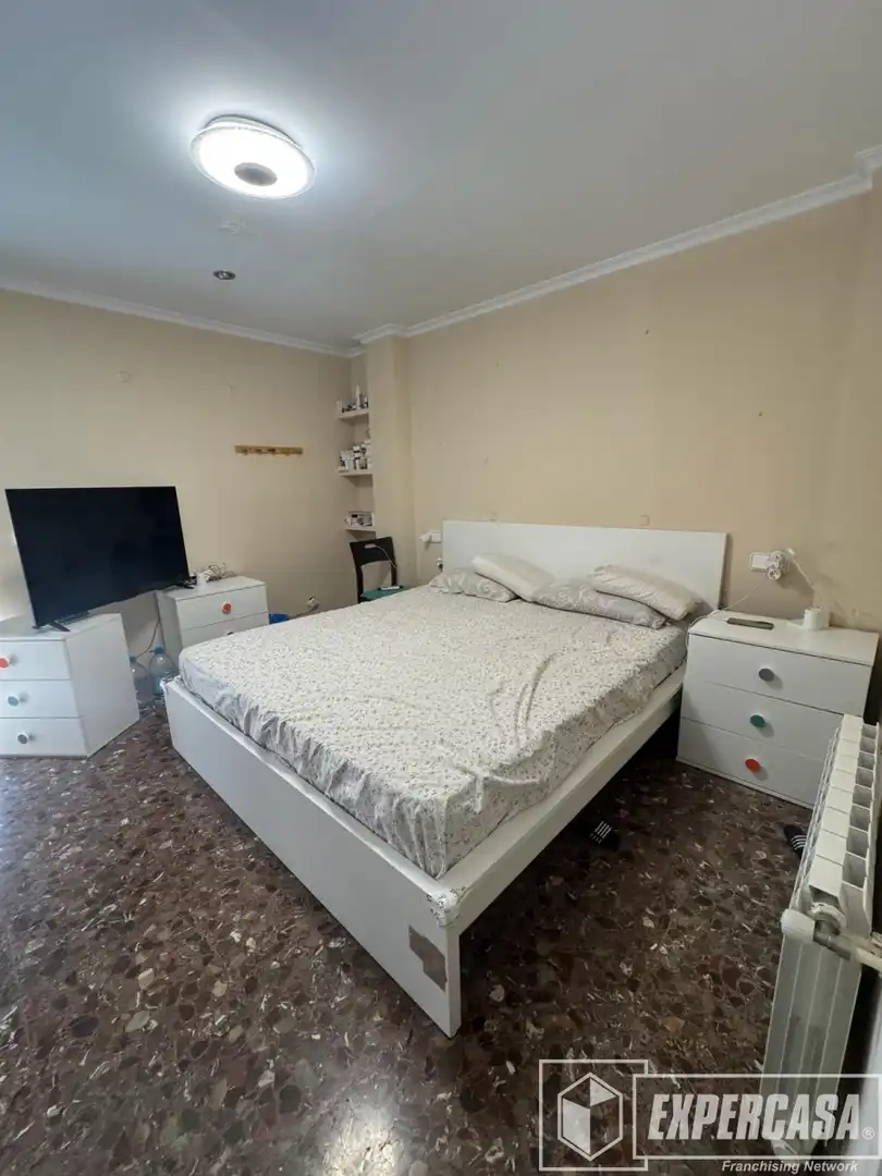 Schlafzimmer von Country house zum Verkauf in Albal mit Klimaanlage und Terrasse