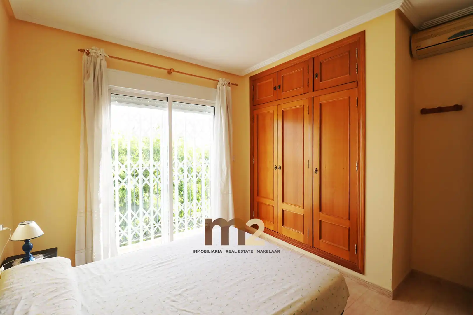 Habitación de Casa o chalet en venta en Guardamar del Segura con Aire acondicionado, Calefacción y Jardín privado