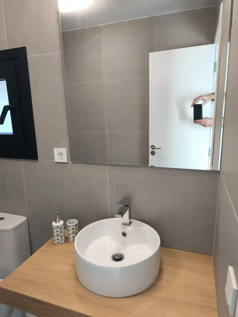 Baño de Apartamento de alquiler en Santa María de Guía de Gran Canaria con Terraza, Amueblado y Horno
