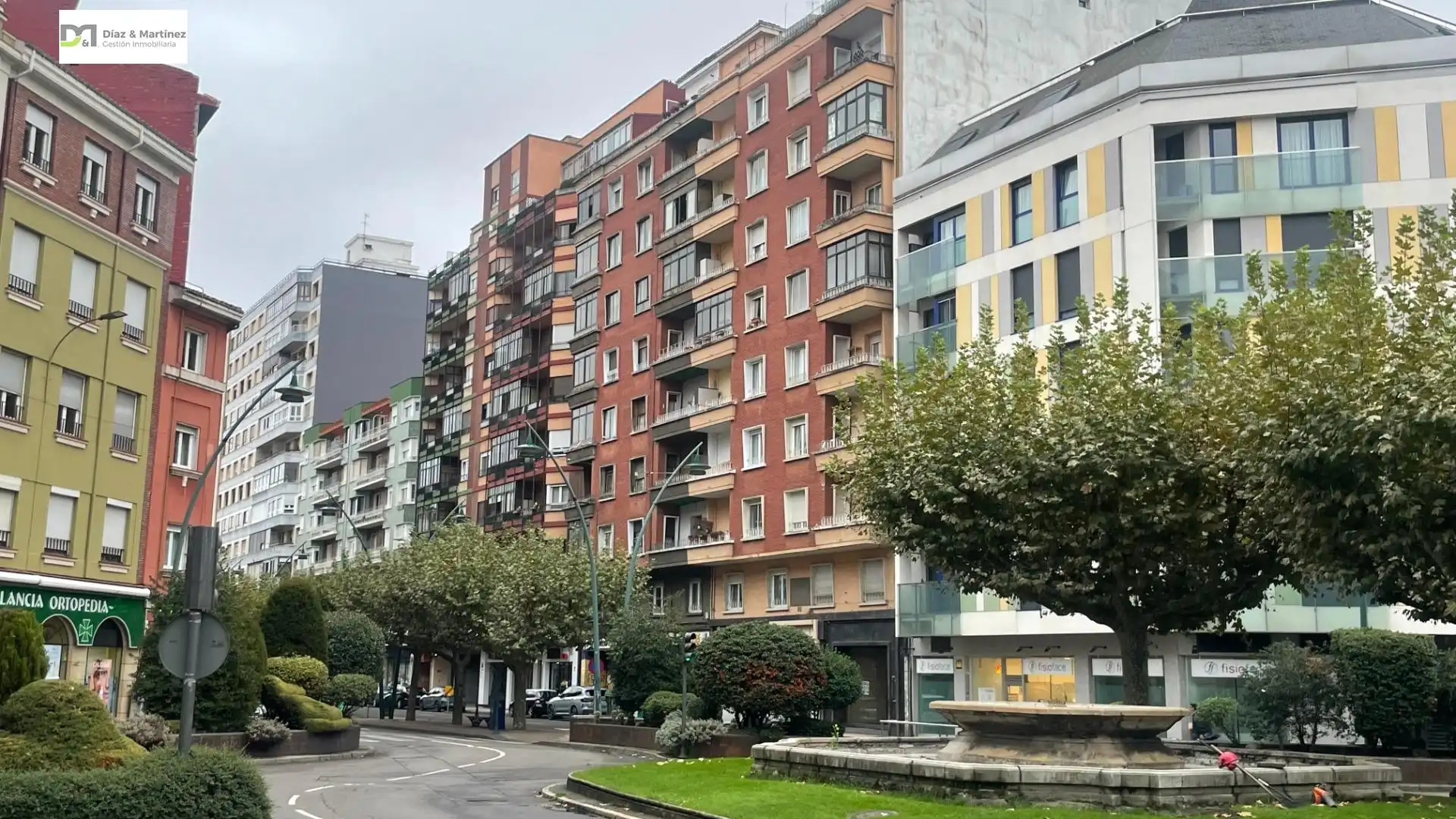 Vista exterior de Piso en venta en San Claudio - La Chantría