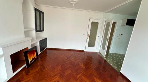 Foto 4 de Piso en venta en Juan Montes, Los Castros - Castrillón, A Coruña