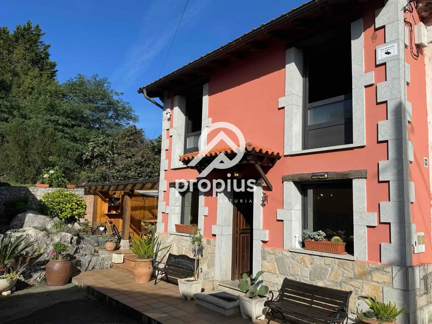 Exterior view of Houses for sale in Llanes  with Heating, Private garden and Parquet flooring