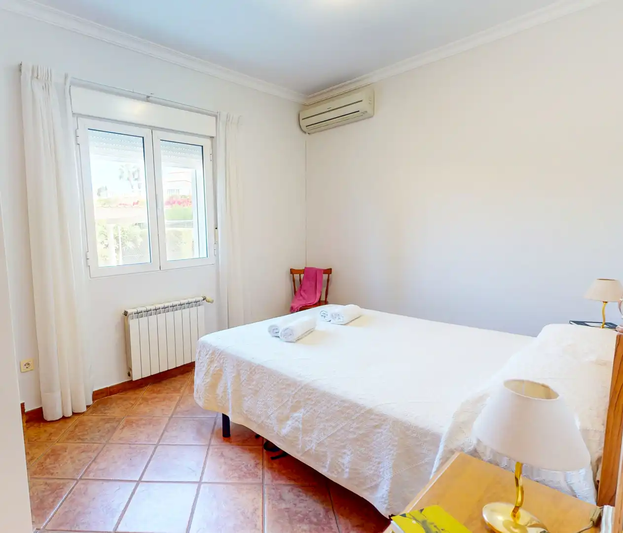 Habitación de Casa o chalet de alquiler en Dénia con Aire acondicionado, Calefacción y Jardín privado