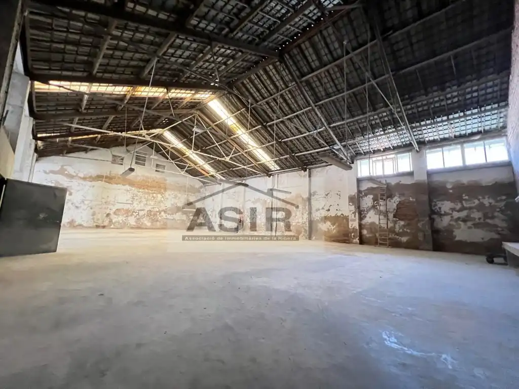 Industrial buildings for rent in Alzira