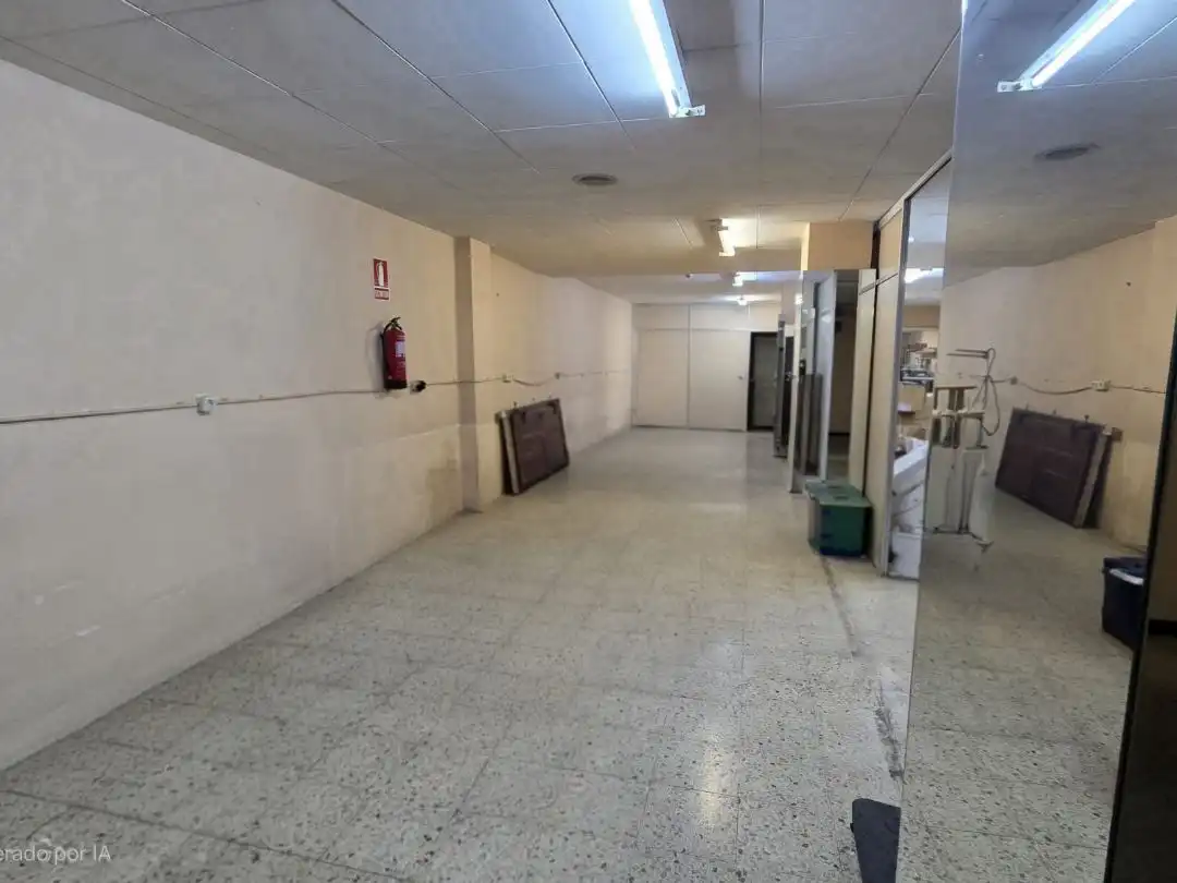 Local comercial en venta en Sant Alexandre 50, imagen 4