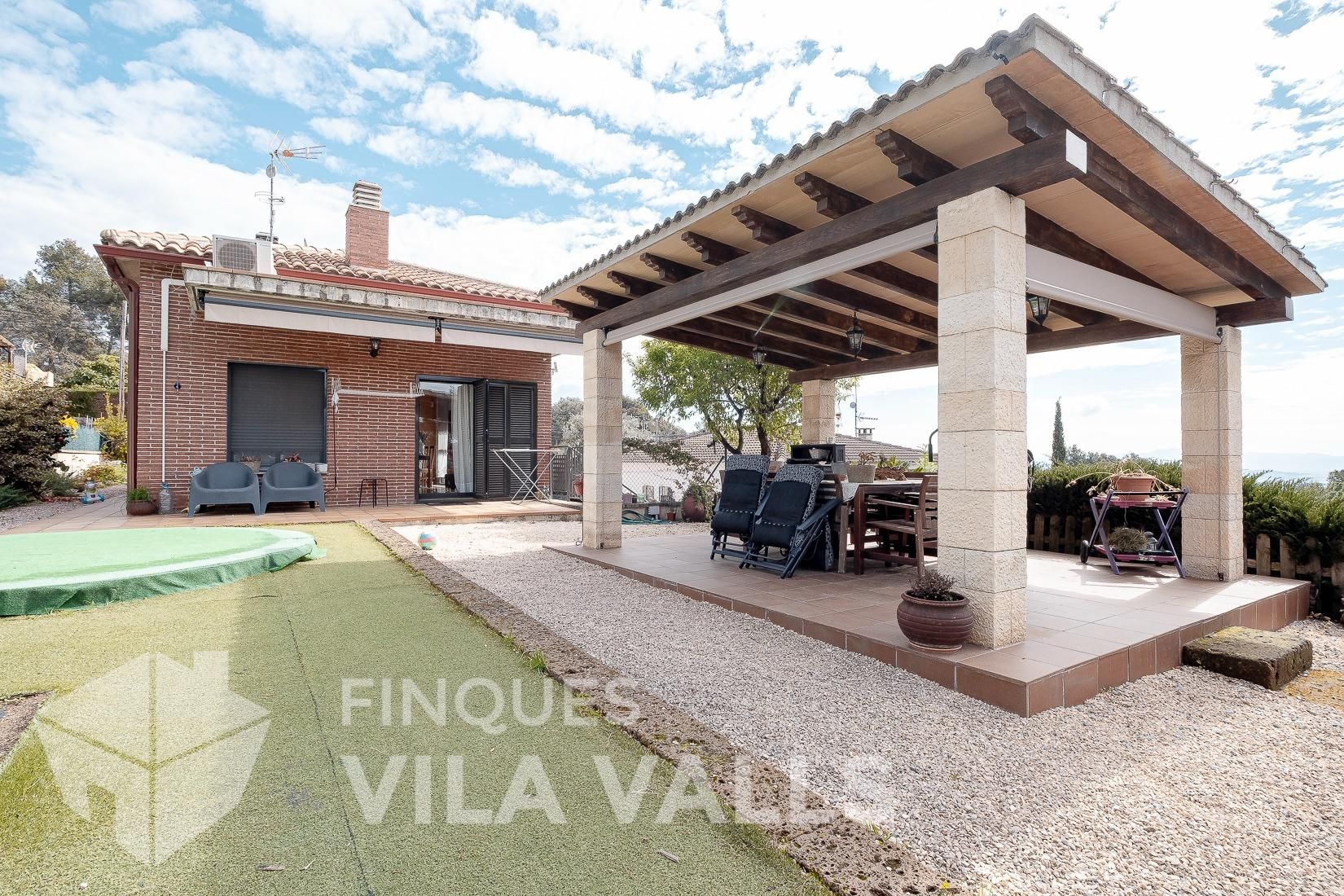 Terrace of House or chalet for sale in Santa Eulàlia de Ronçana  with Heating and Private garden