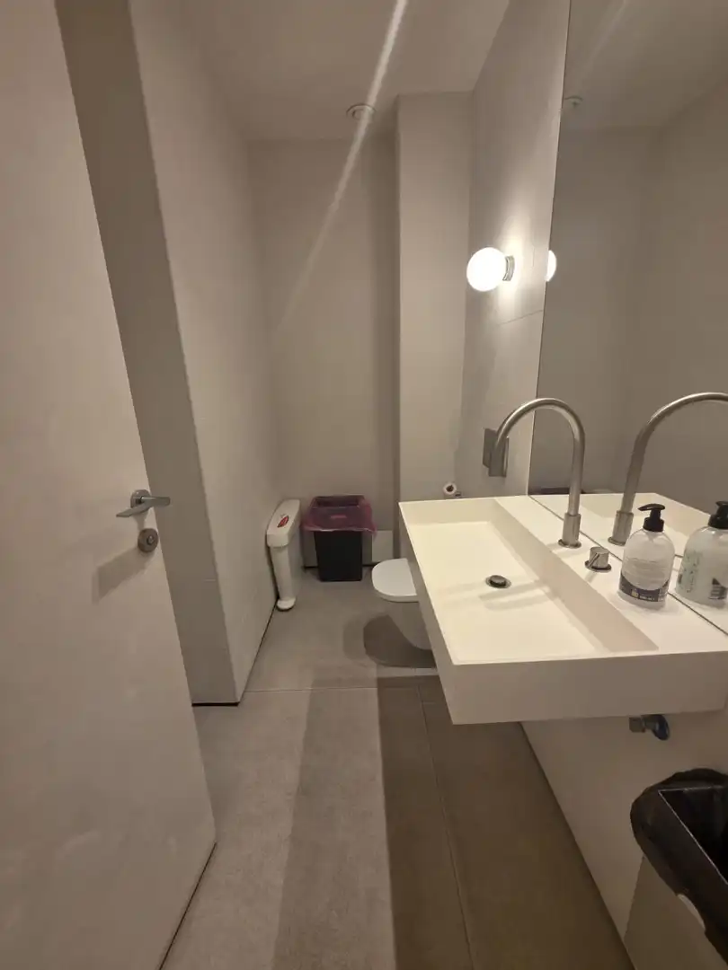 Bathroom of Commercial properties for rent in Montequinto  with Air Conditioner and Furnished