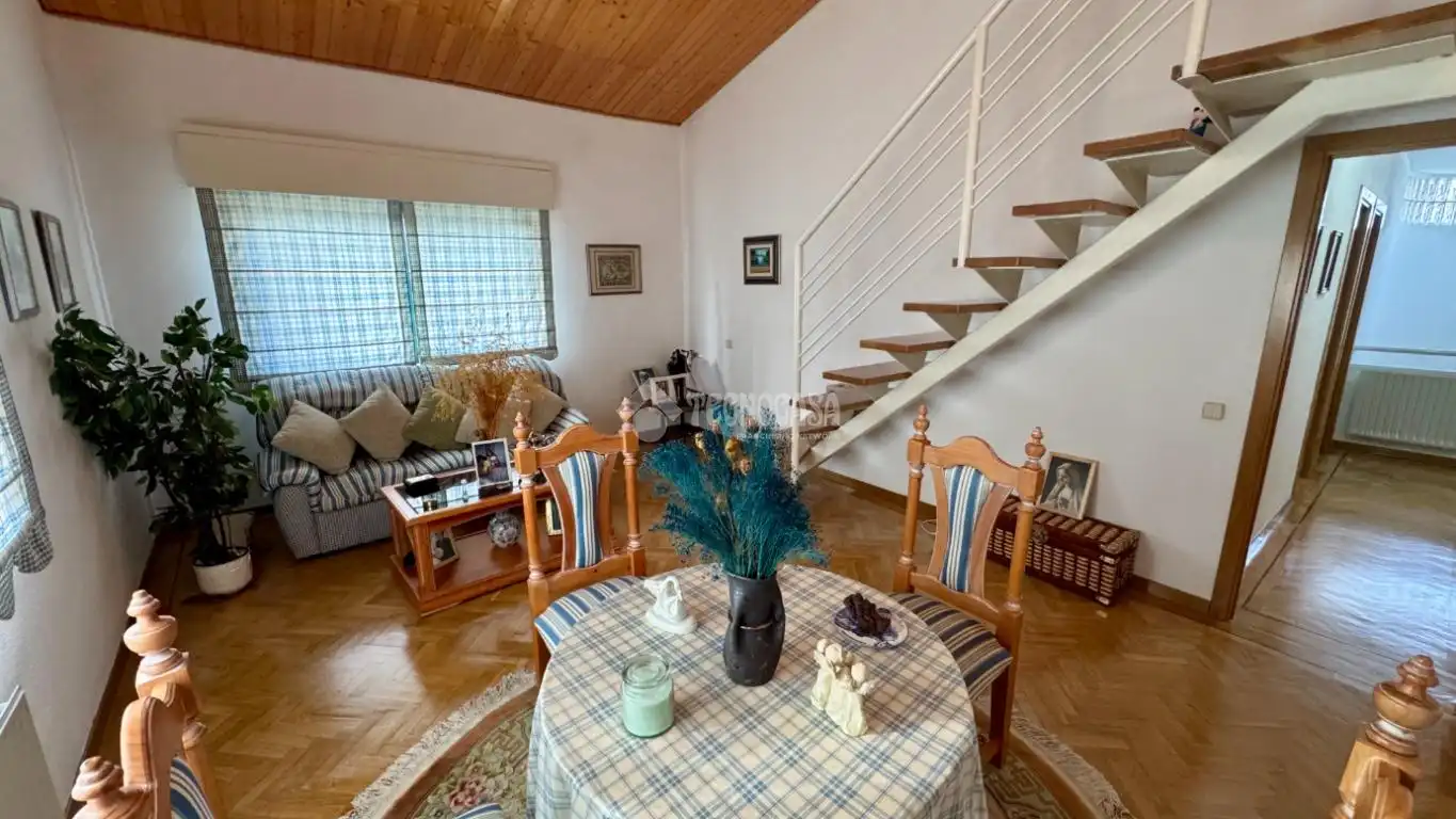 Casa pareada con piscina en venta en Iglesia - Estación, imagen 32