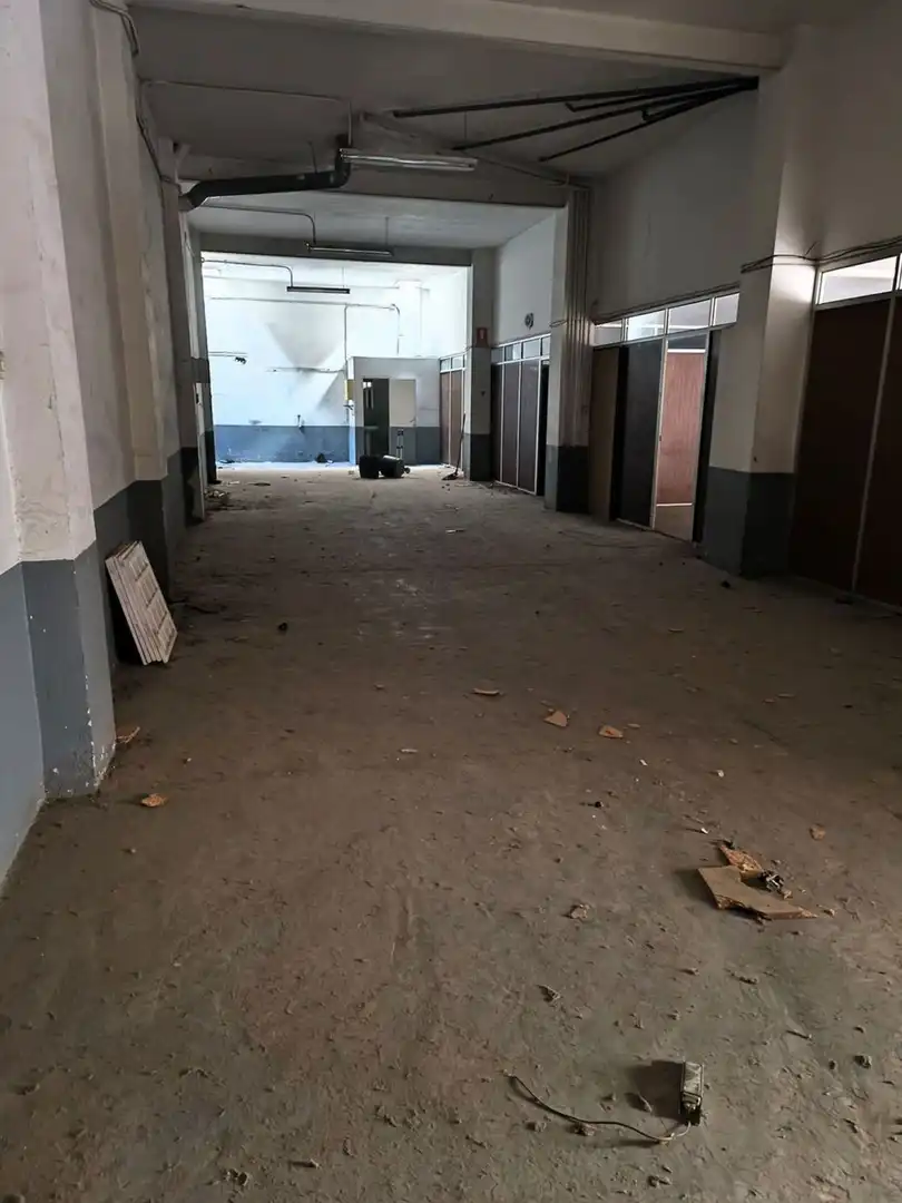Local comercial en venda a Calle Navarro Cabanes 3, imagen 10