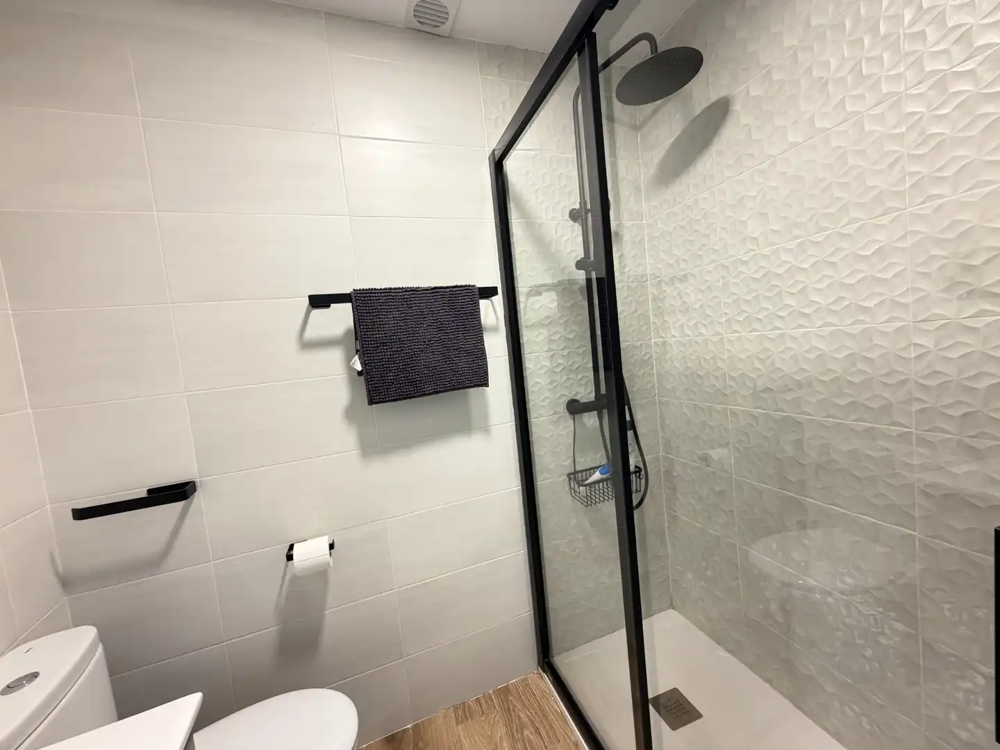 Baño de Casa adosada en venta en Sotillo de la Adrada con Aire acondicionado, Terraza y Amueblado