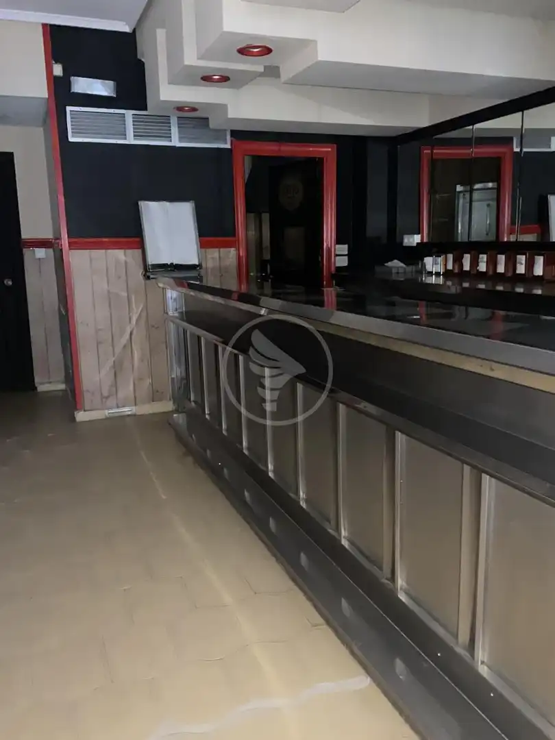 Local en venta en Linares con Aire acondicionado