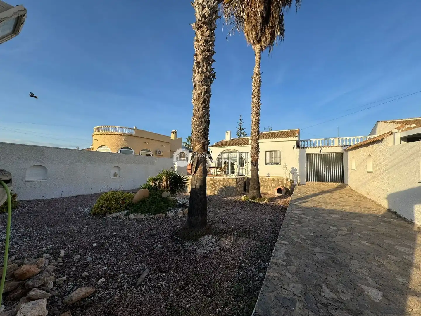 Vista exterior de Casa o chalet en venta en Torrevieja con Aire acondicionado, Terraza y Amueblado