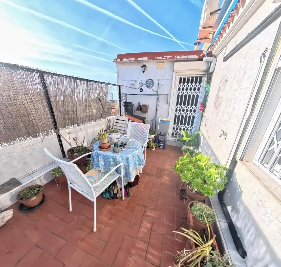 Terrasse von Wohnung zum Verkauf in Barcelona mit Klimaanlage, Heizung und Terrasse