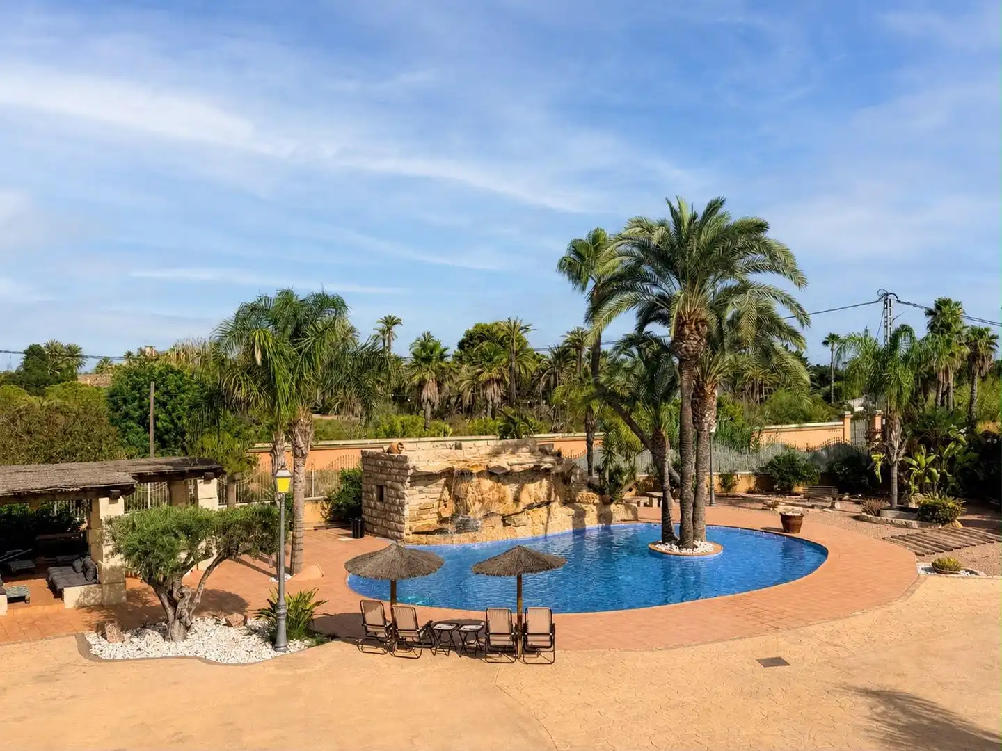 Swimming pool of Houses for rent in Elche / Elx  with Air Conditioner, Heating and Private garden
