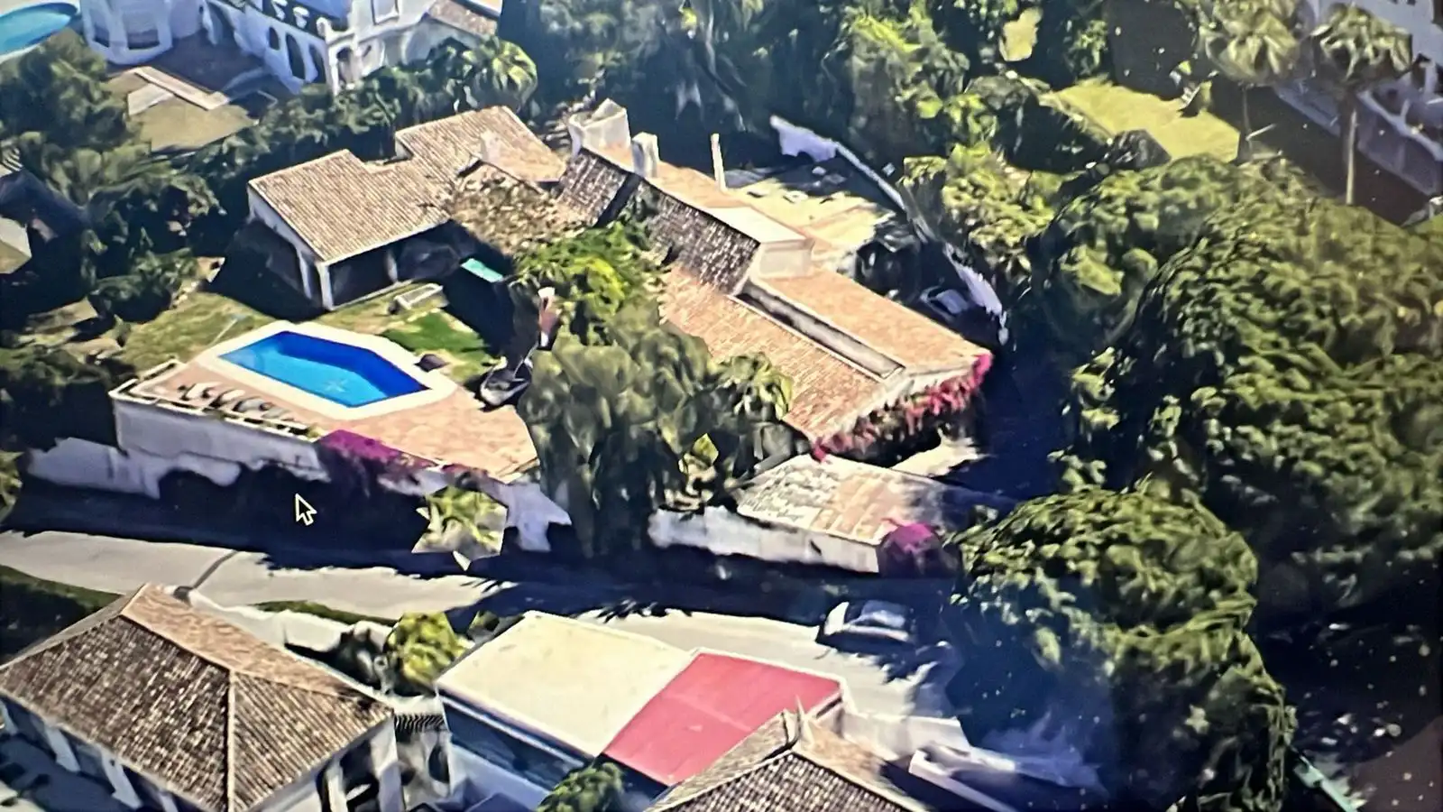 Chalet con piscina en venta en Calle Sirio 323, imagen 11