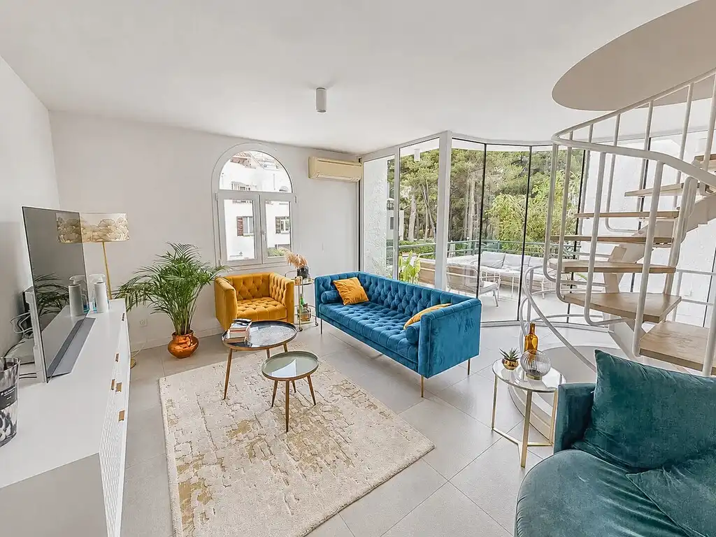Living room of Detached homes for sale in Calvià  with Air Conditioner and Community pool
