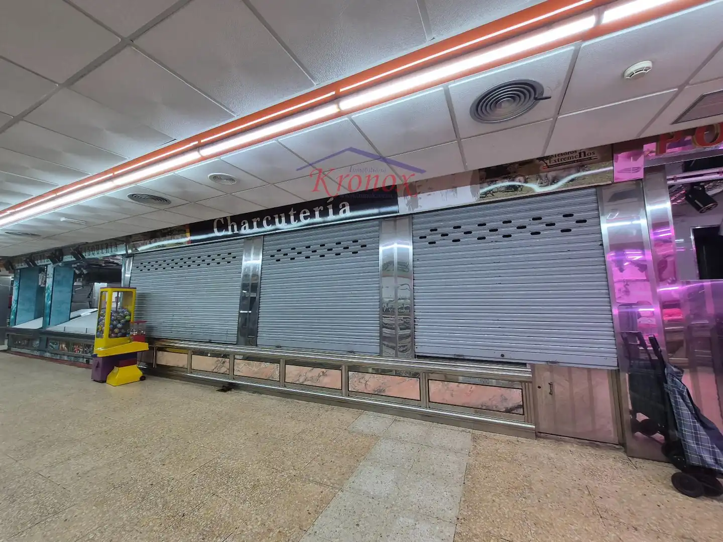 Local comercial en venta en Velilla