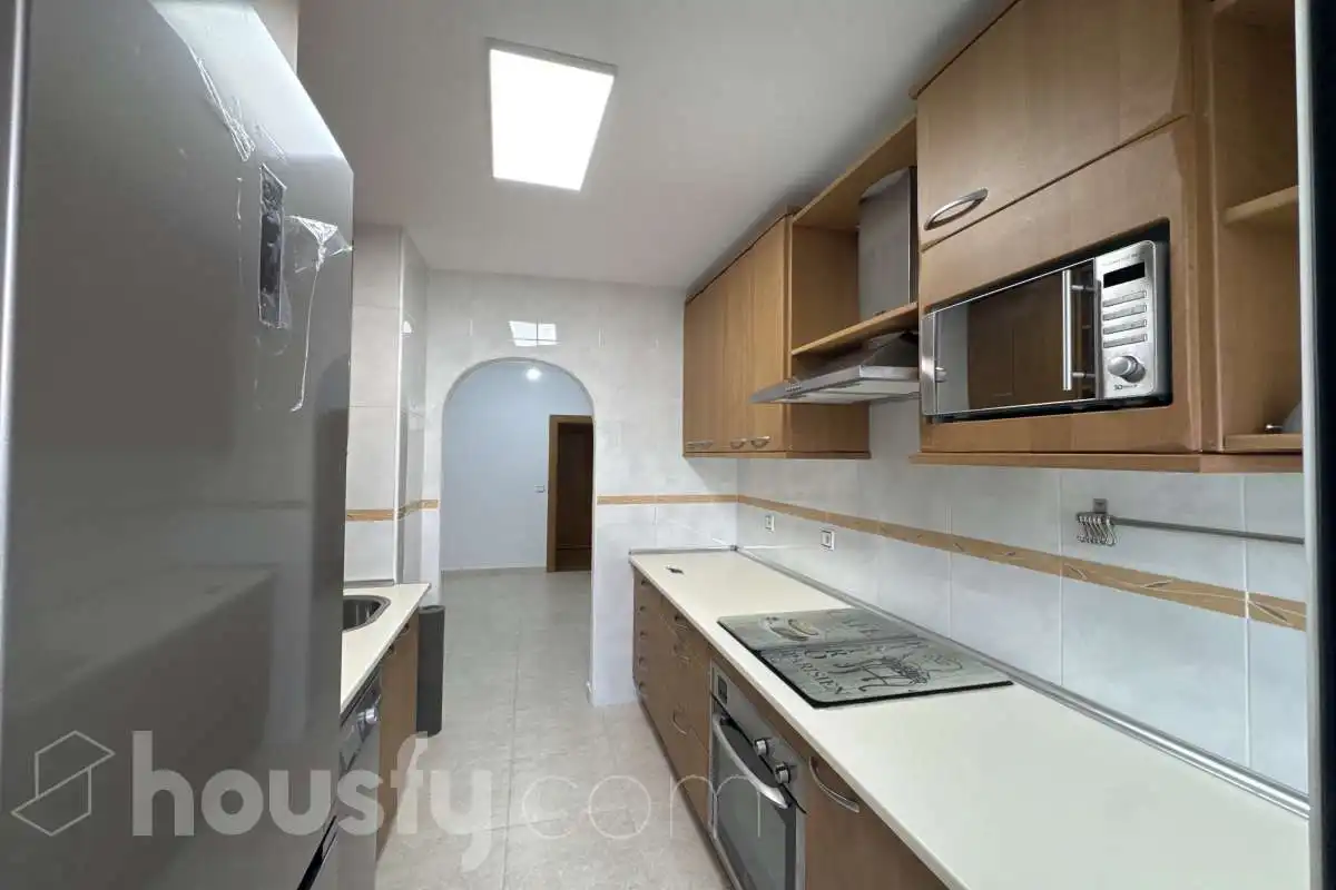 Cocina de Piso de alquiler en Alcalá de Henares con Aire acondicionado, Calefacción y Parquet