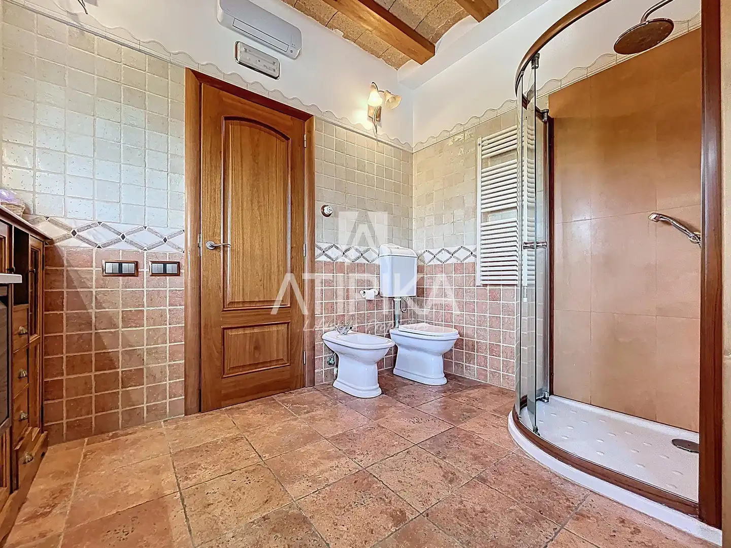 Bathroom of Houses for sale in Sant Pere de Ribes  with Swimming Pool, Oven and Washing machine