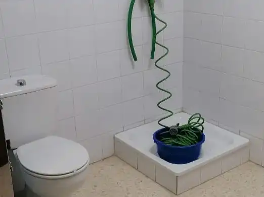 Bany de Local de lloguer en Córdoba amb Aire condicionat