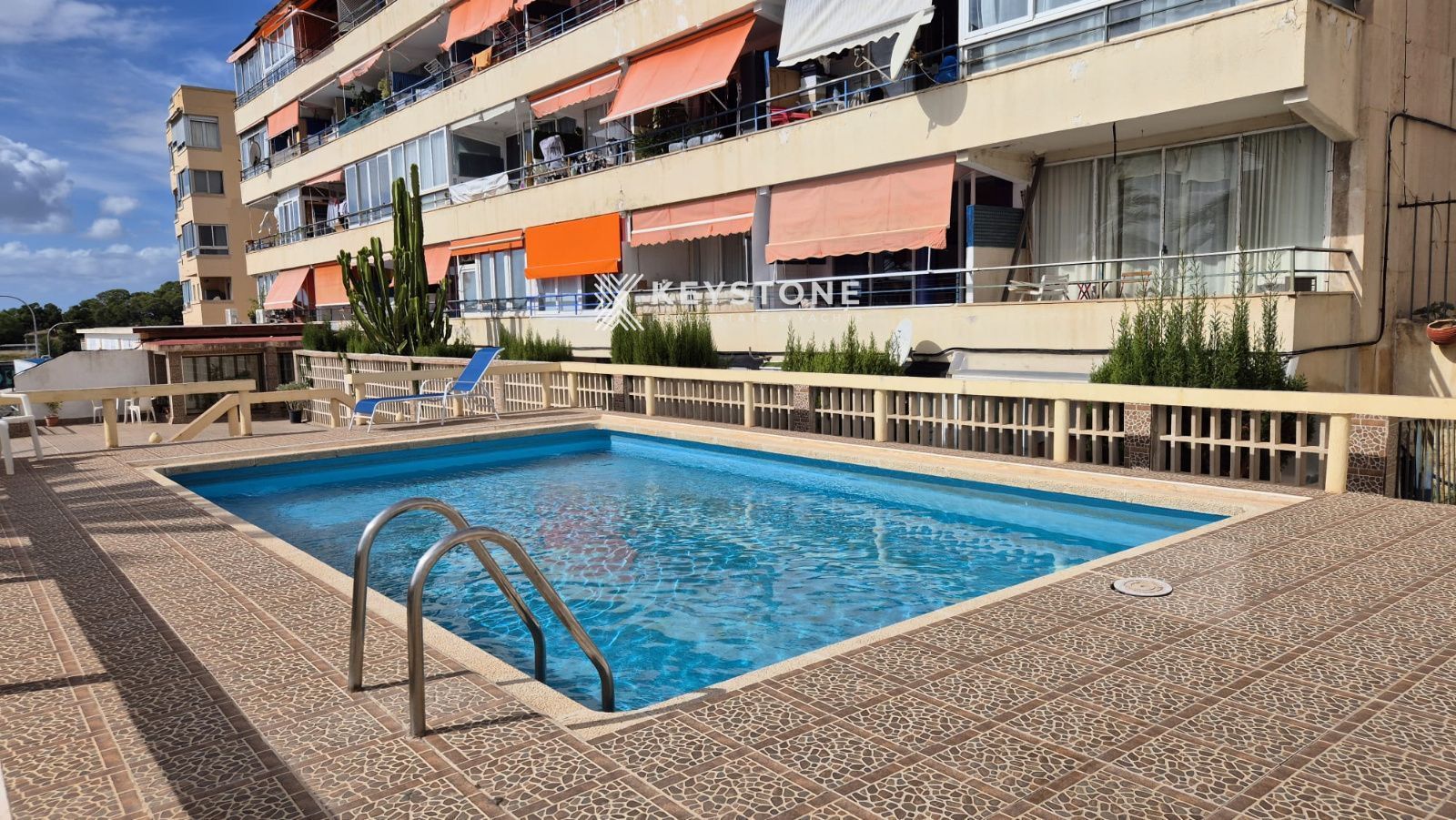 Piscina de Pis en venda en  Palma de Mallorca amb Terrassa, Piscina i Piscina comunitària