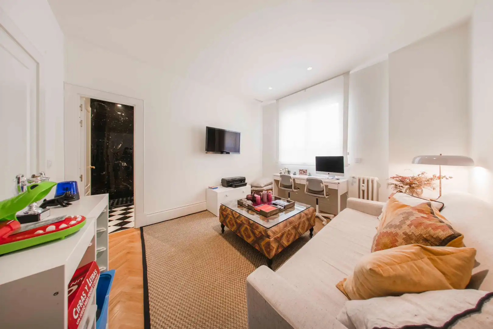 Sala de estar de Piso en venta en Madrid con Aire acondicionado, Calefacción y Parquet